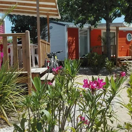 Le Bois Verdon 4* Сен-Жан-де-Мон