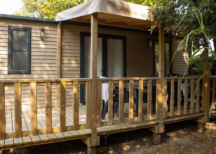 캠프장 Le Bois Verdon 생장드몽