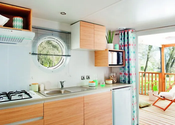 캠프장 Le Bois Verdon 4*