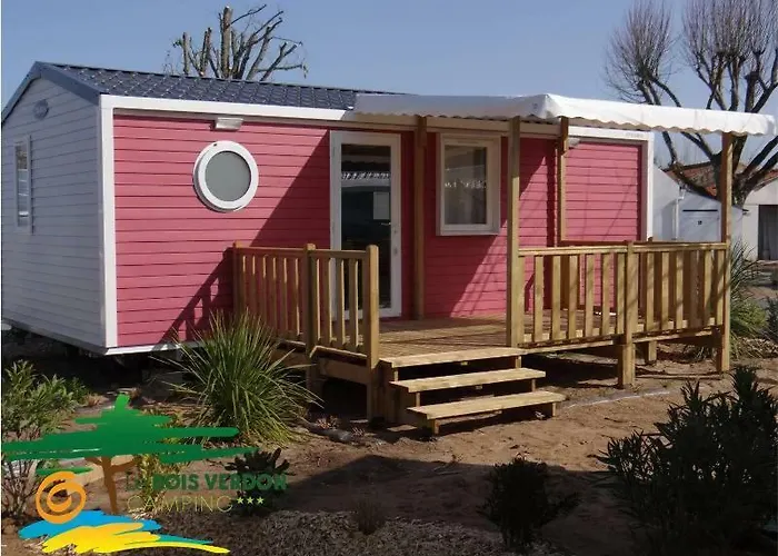 Le Bois Verdon 4* 생장드몽