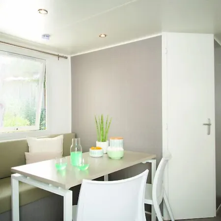 Le Bois Verdon 营地 4*