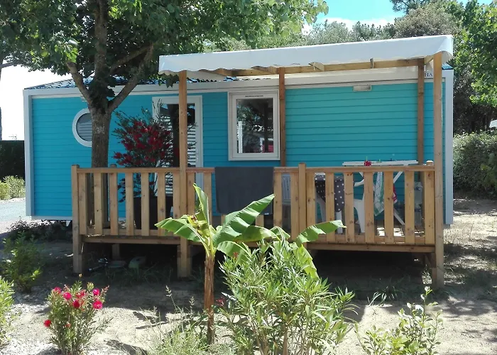 キャンプ場 Le Bois Verdon 4*