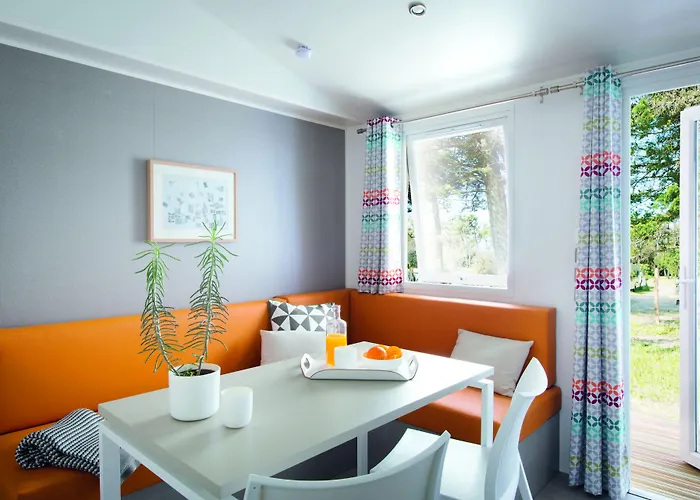 Le Bois Verdon サン・ジャン·ド・モン