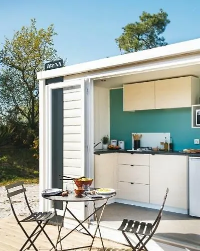 Le Bois Verdon キャンプ場 サン・ジャン·ド・モン